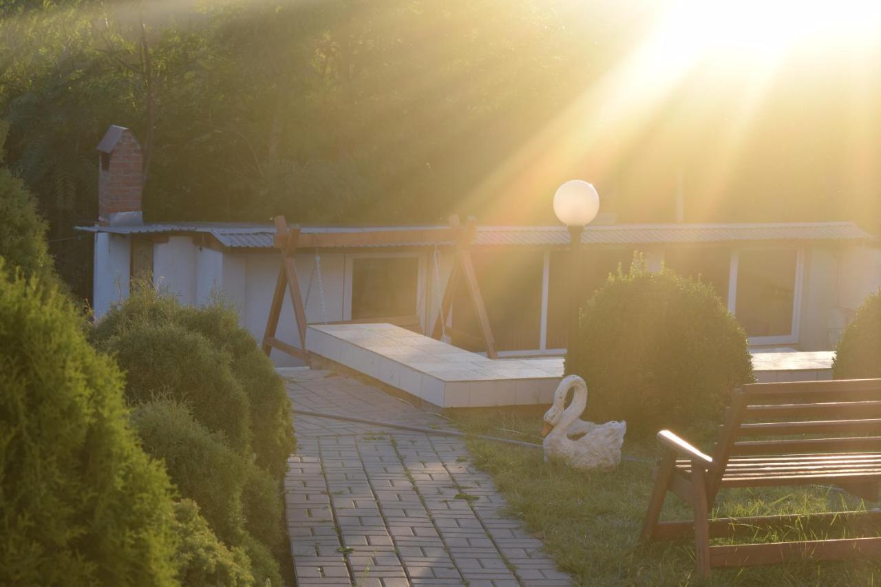 Hotel Constancia Kamenec Podolský Exteriér fotografie